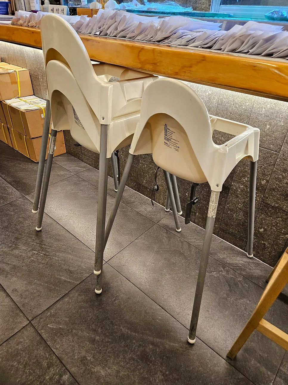 Seating with table-order system at Moshi Moshi Sushi