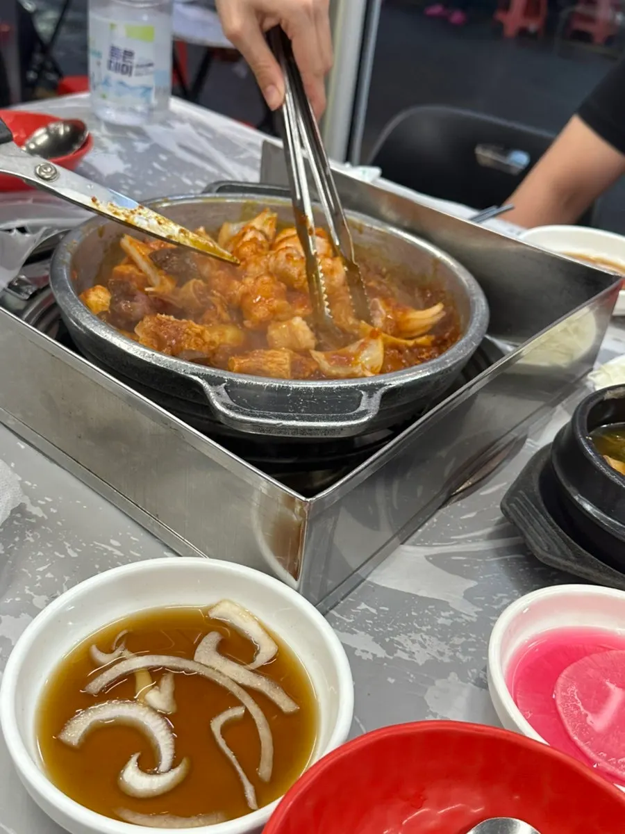 Yang gopchang with an extra order of udon noodles