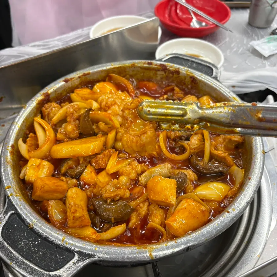 충분히 익은 돌판양념 클로즈업