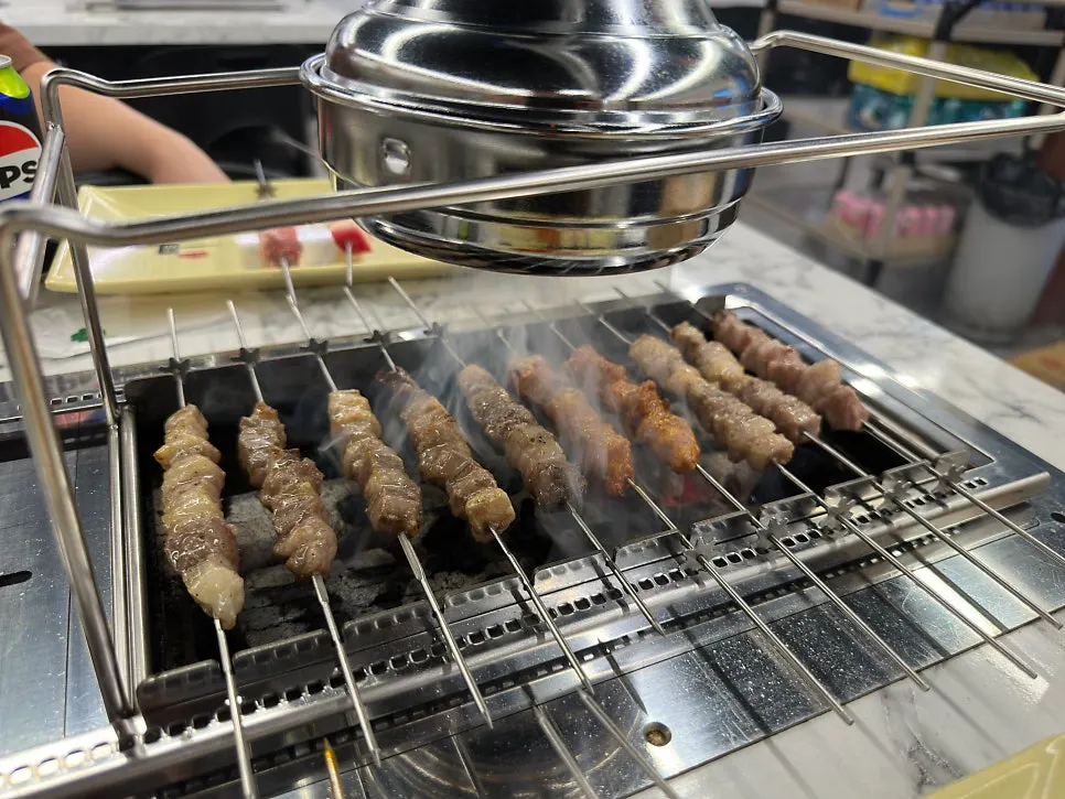 Vegetables and seafood cooked in the hotpot