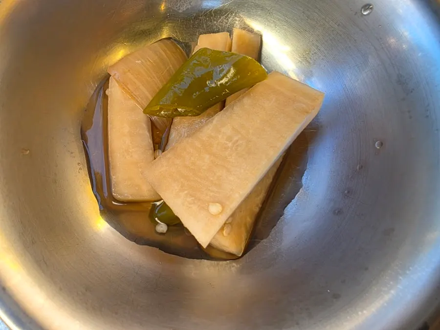 Myeong-i namul (wild leek greens) side dish