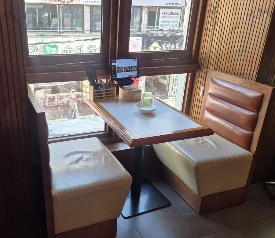 T-Order tablet ordering screen at the table