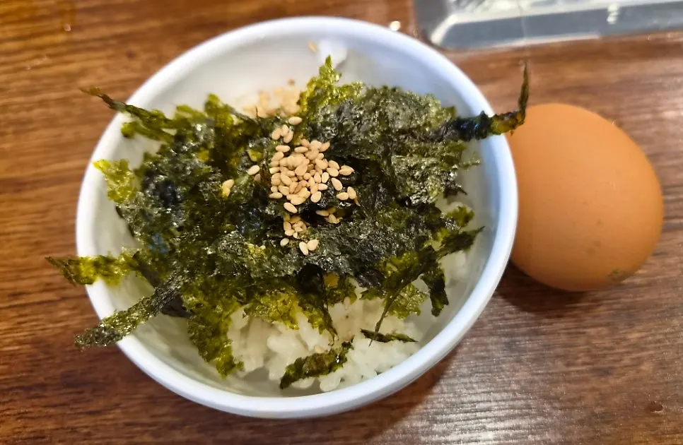 Vegetables placed on rice paper for a spring roll