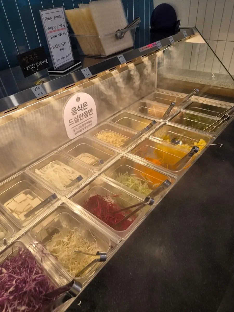 Unlimited shabu-shabu selection