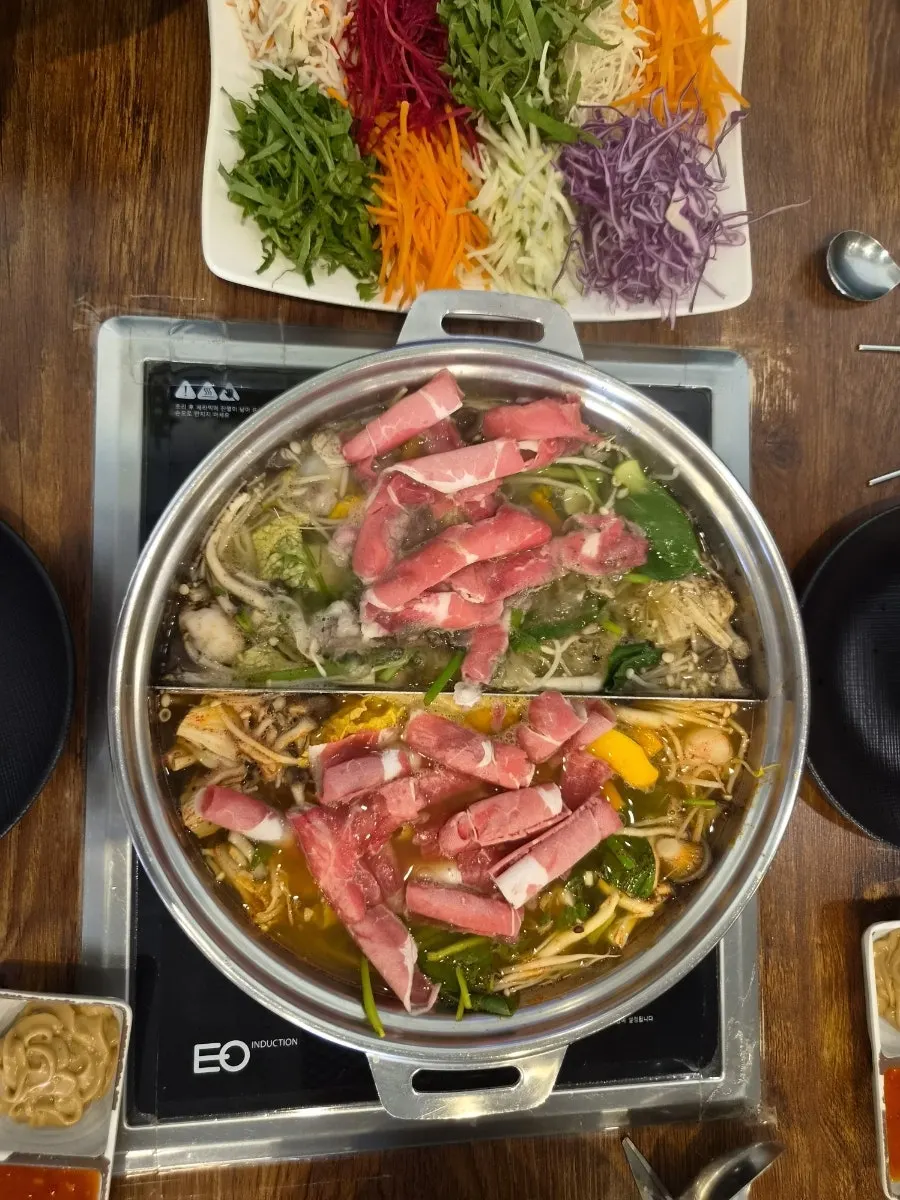 Vegetables and beef neck chuck cooked in broth