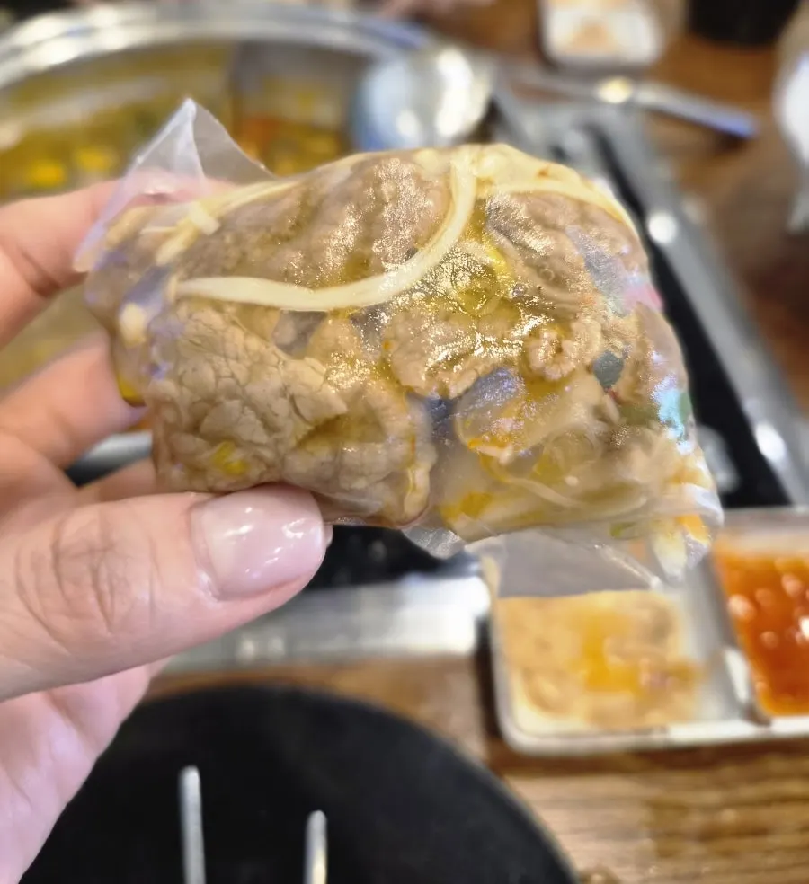 Unlimited Vietnamese wrap meal selection