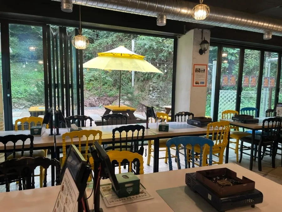 Indoor tables at Arpeggio