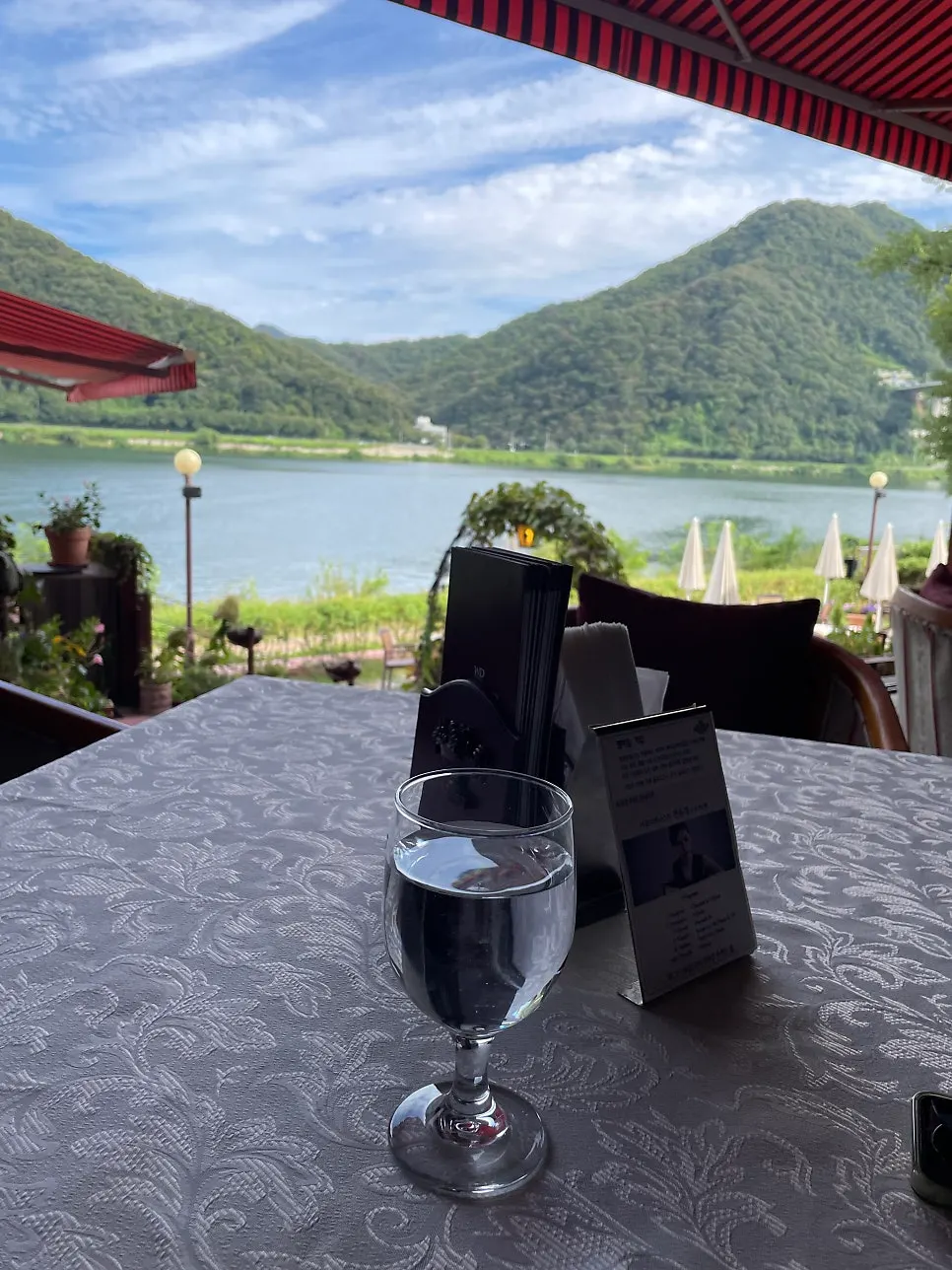 Window seating with a view of the Bukhangang River