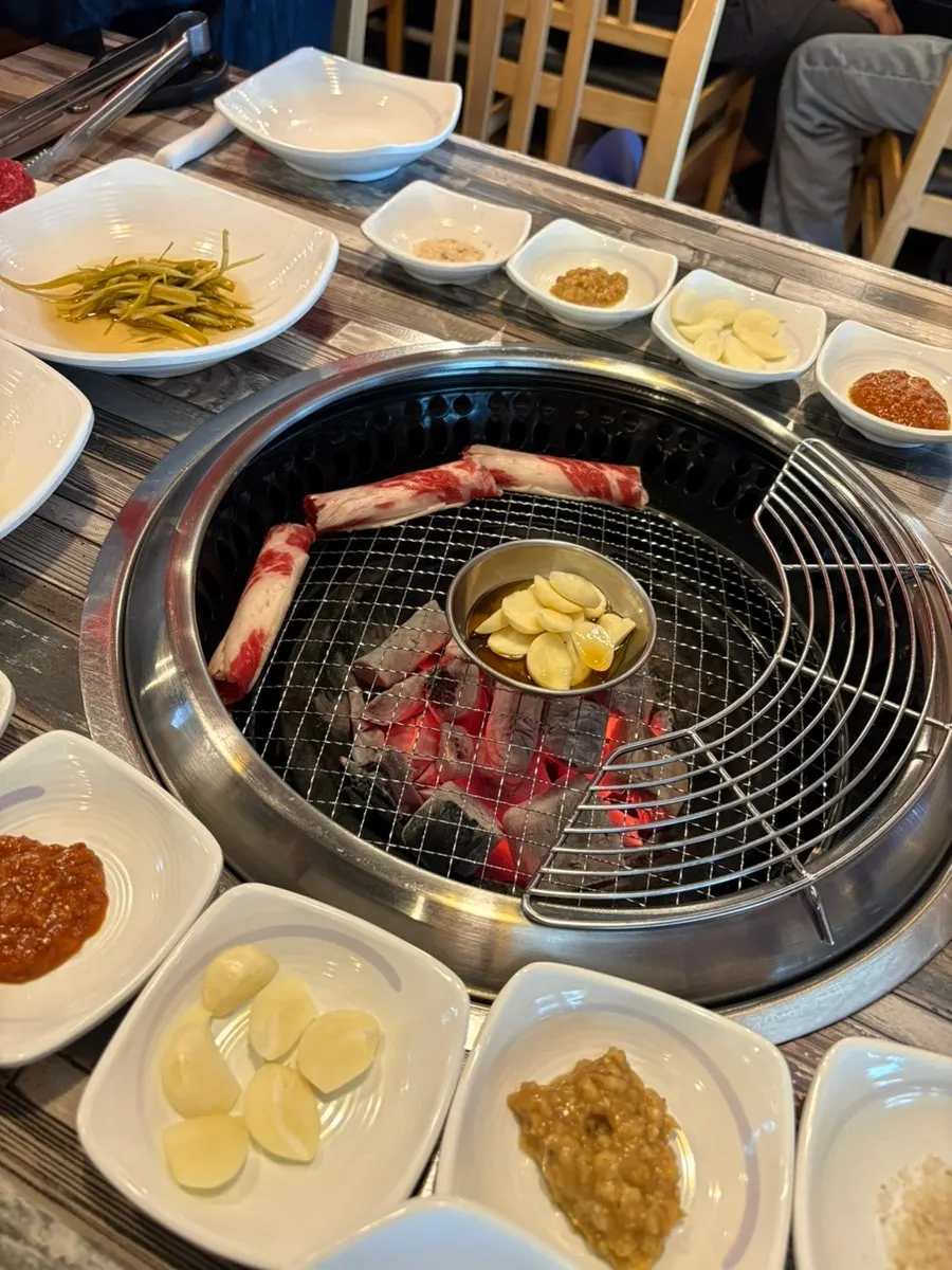 등심 갈비살 눈꽃본살 차돌 부위별 고기