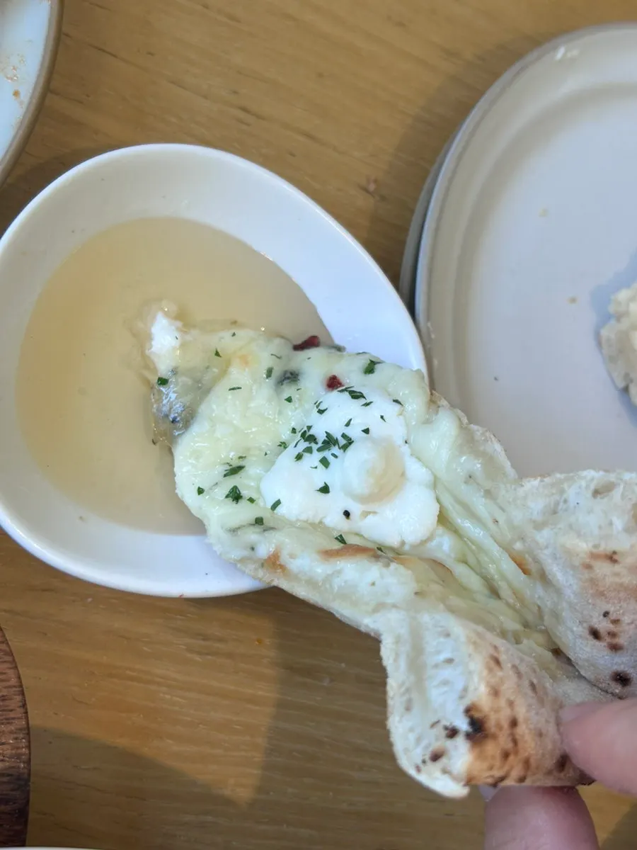 Gorgonzola pizza and pasta spread