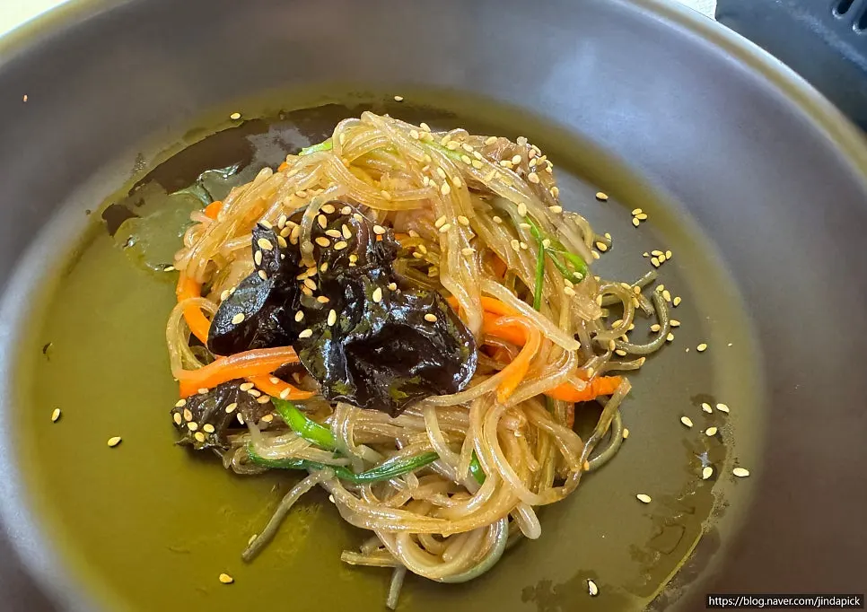 Pickled radish and perilla leaf oil sauce side dishes
