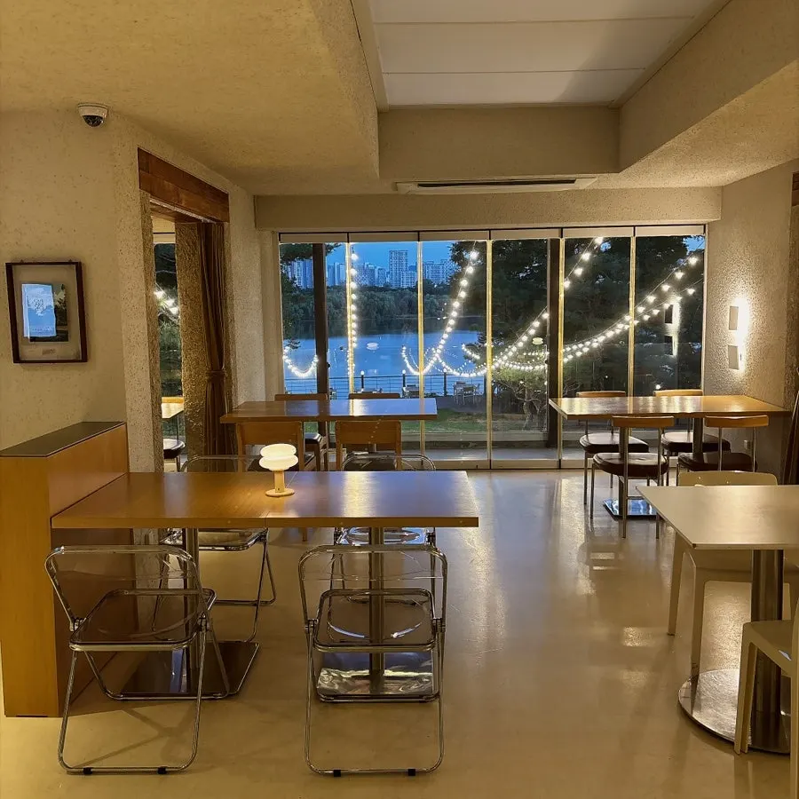 Outdoor event space with a Han River garden