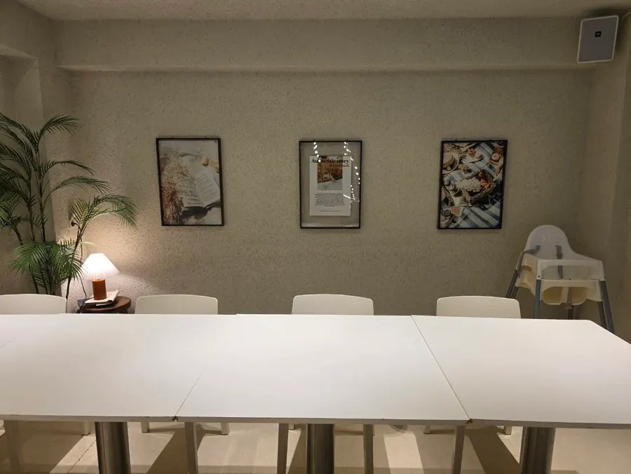 Indoor seating with a high chair