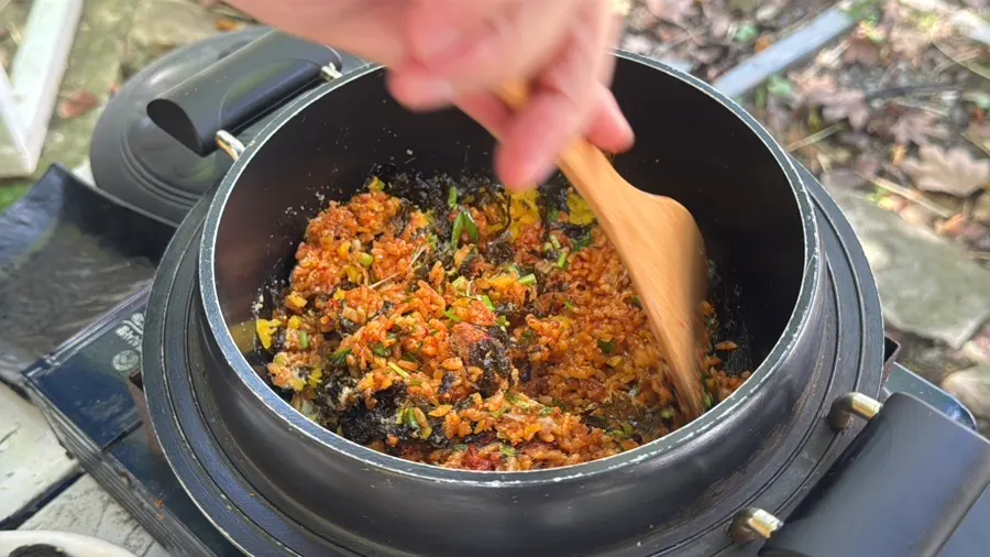 메밀전병과 김에 싸 먹는 고기 한 쌈