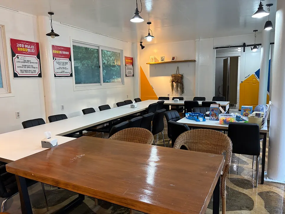 Interior of the 2nd-floor waiting area