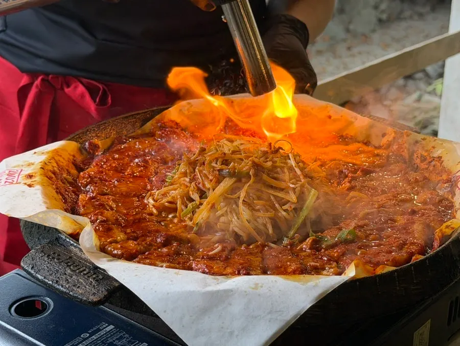 Tomato-jang pork belly on the grill