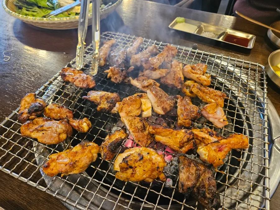 간장닭갈비와 양념닭갈비 조합