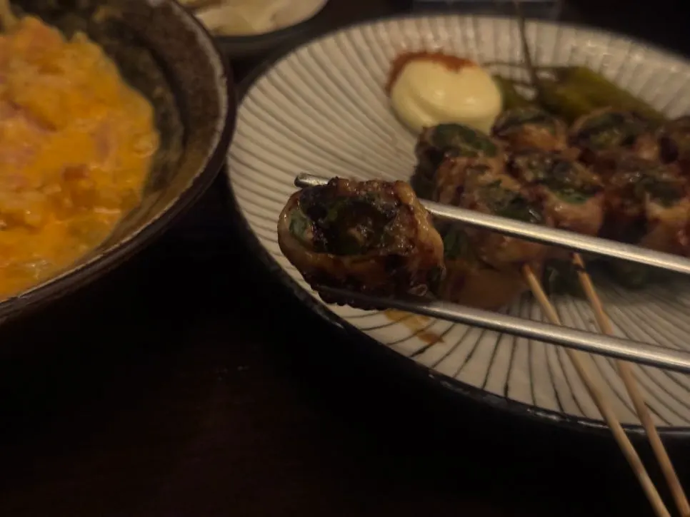 Pork belly-scallion skewers served with mayonnaise