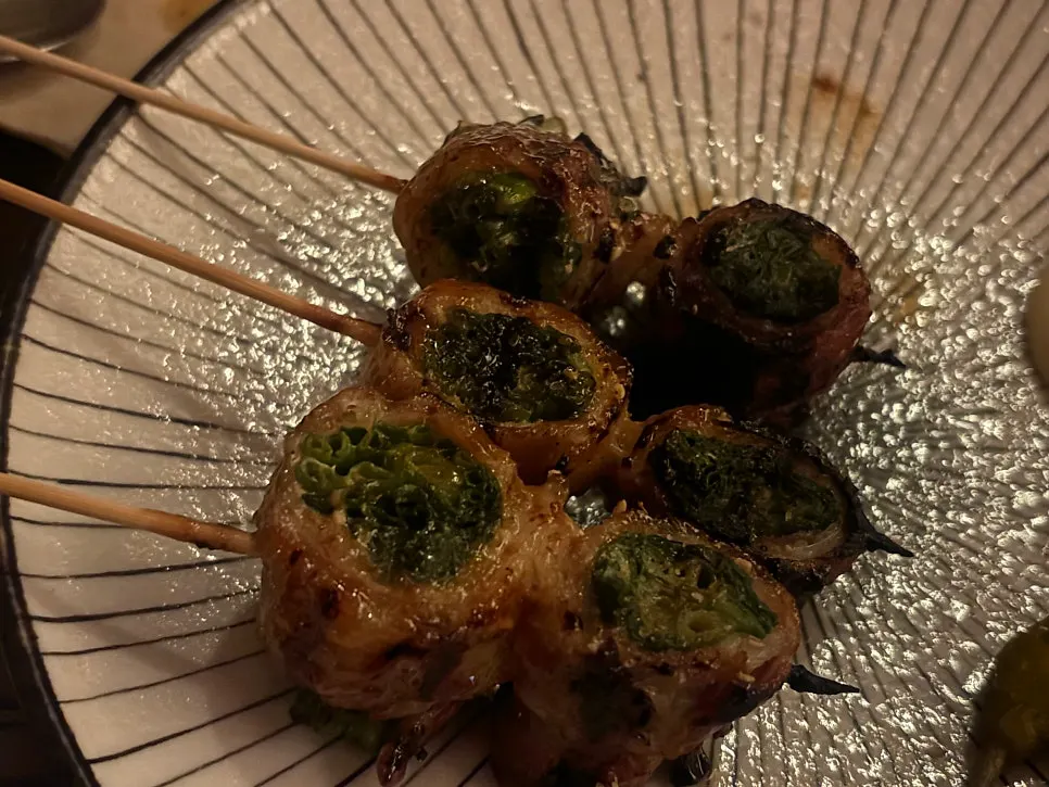 Photo of food and drinks giving off an izakaya mood