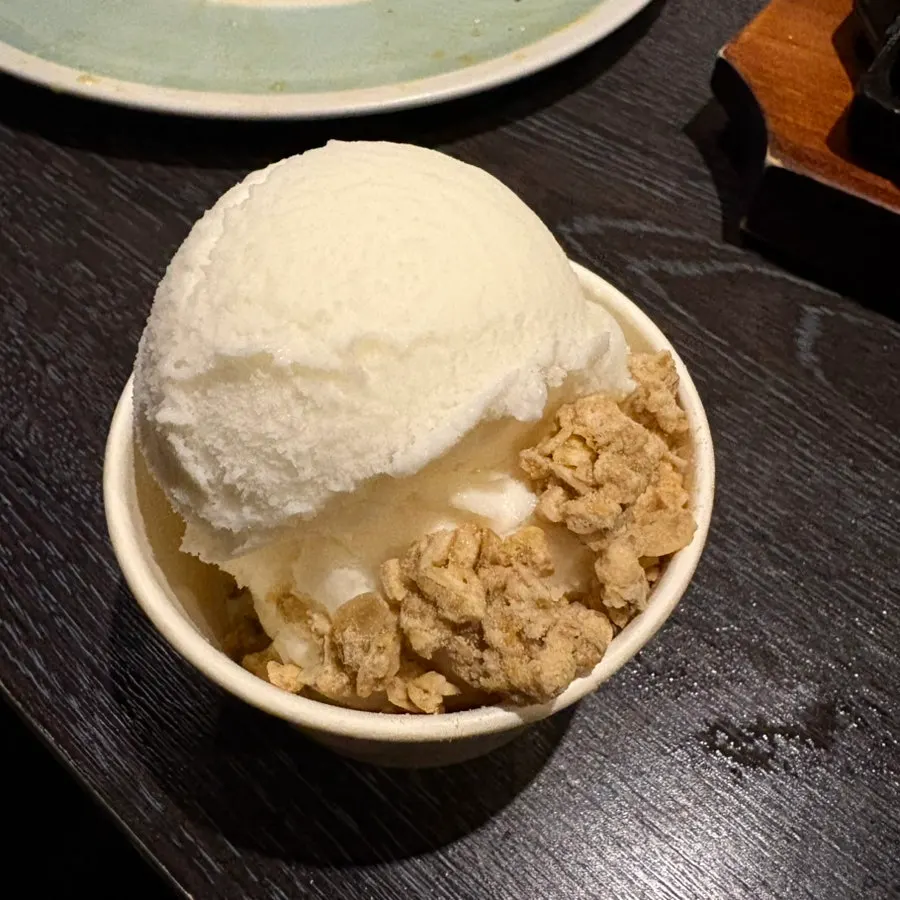 Evening table scene at Nani Yeouido Branch