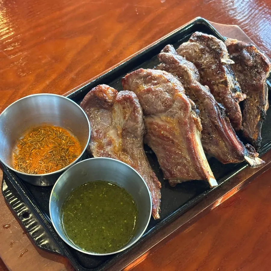주문한 양갈비 숄더랙 상차림