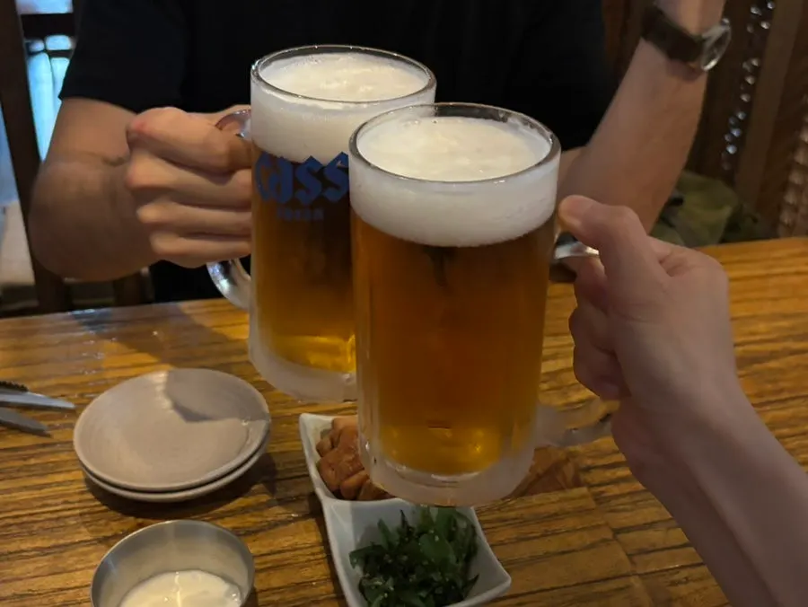 나니 여의도점 생맥주 두 잔
