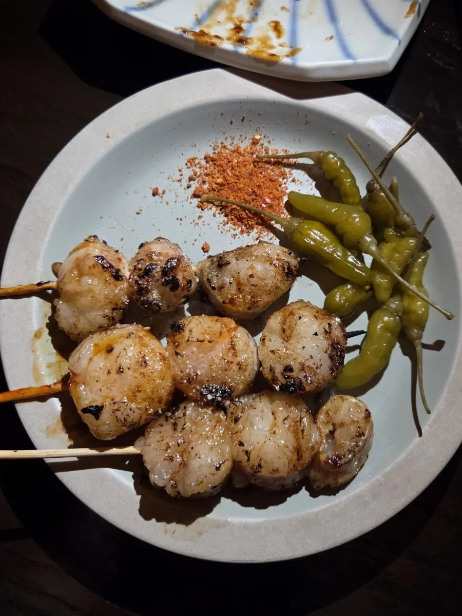 A plate of charcoal-grilled beef intestine skewers