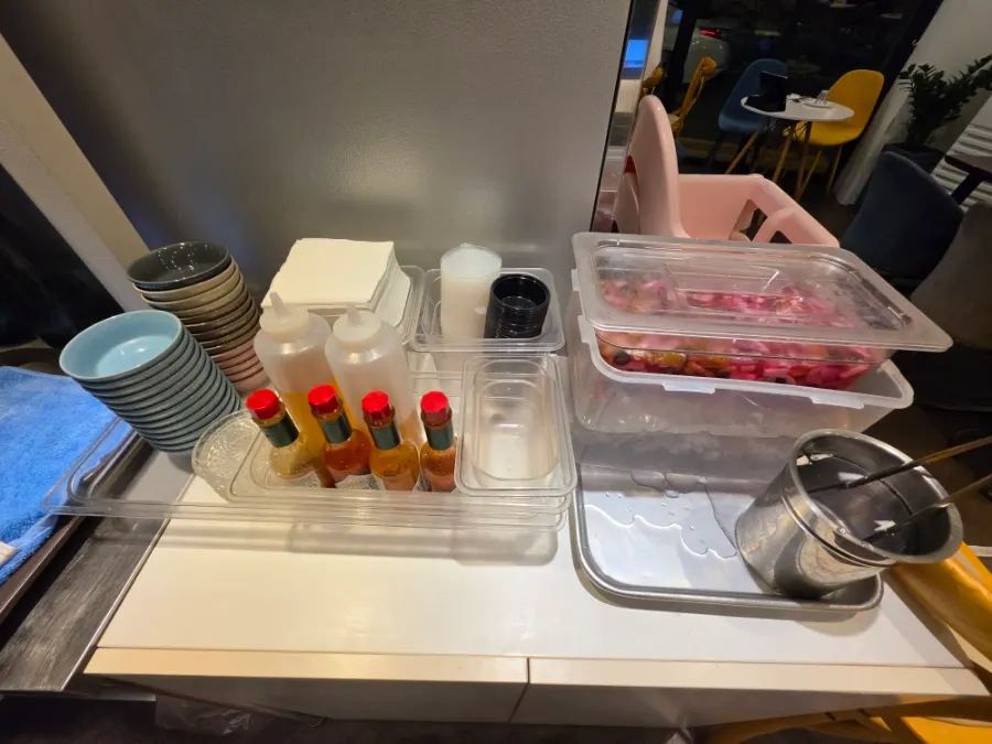Self bar with hot sauce and honey