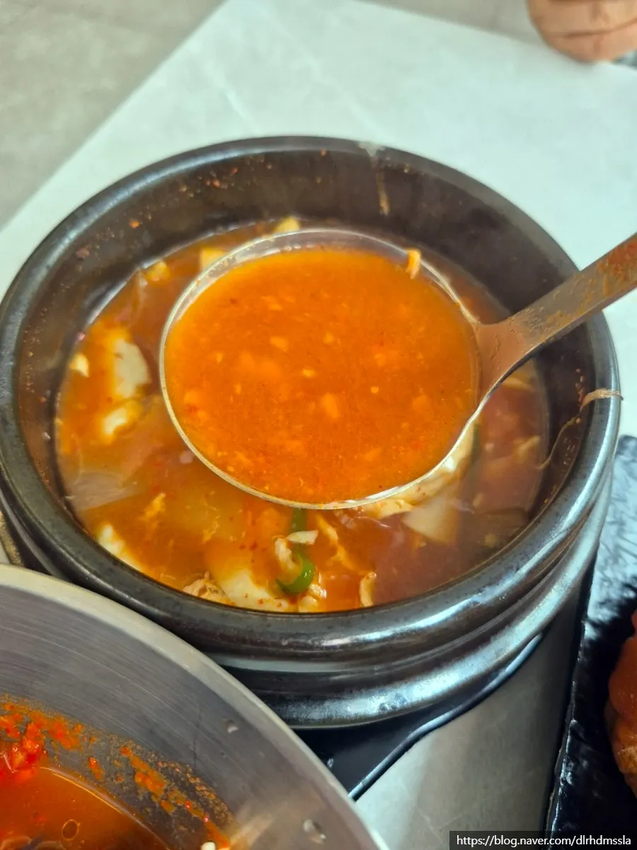 Spicy sundubu-jjigae