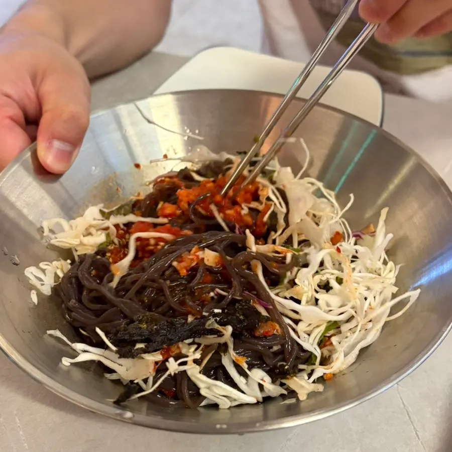 Fresh fruit sauce made for the makguksu