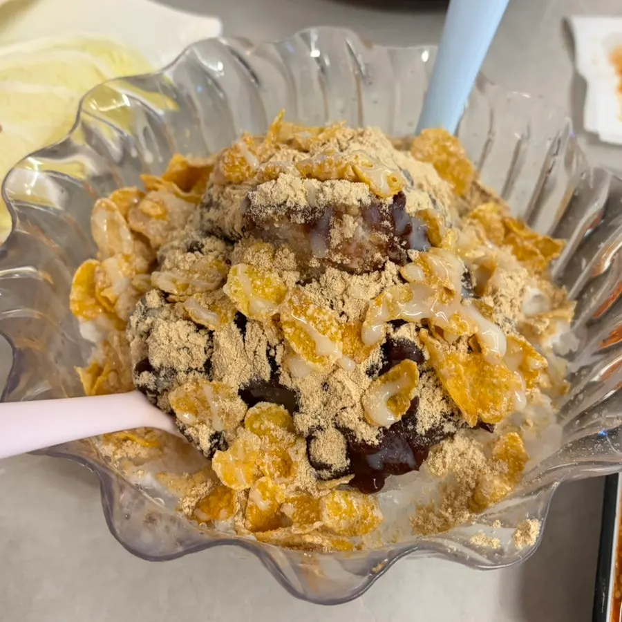 Patbingsu served in a large bowl
