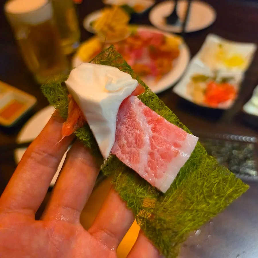 Cabbage snack and highball