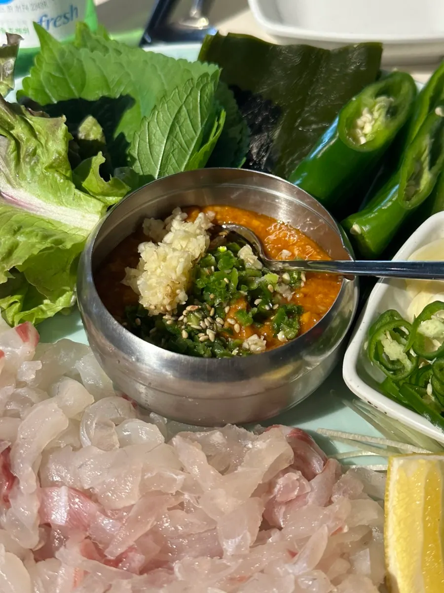 Q彈糯鯛生拌魚特寫