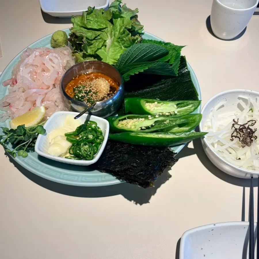 Sea bream sashimi, good for sharing