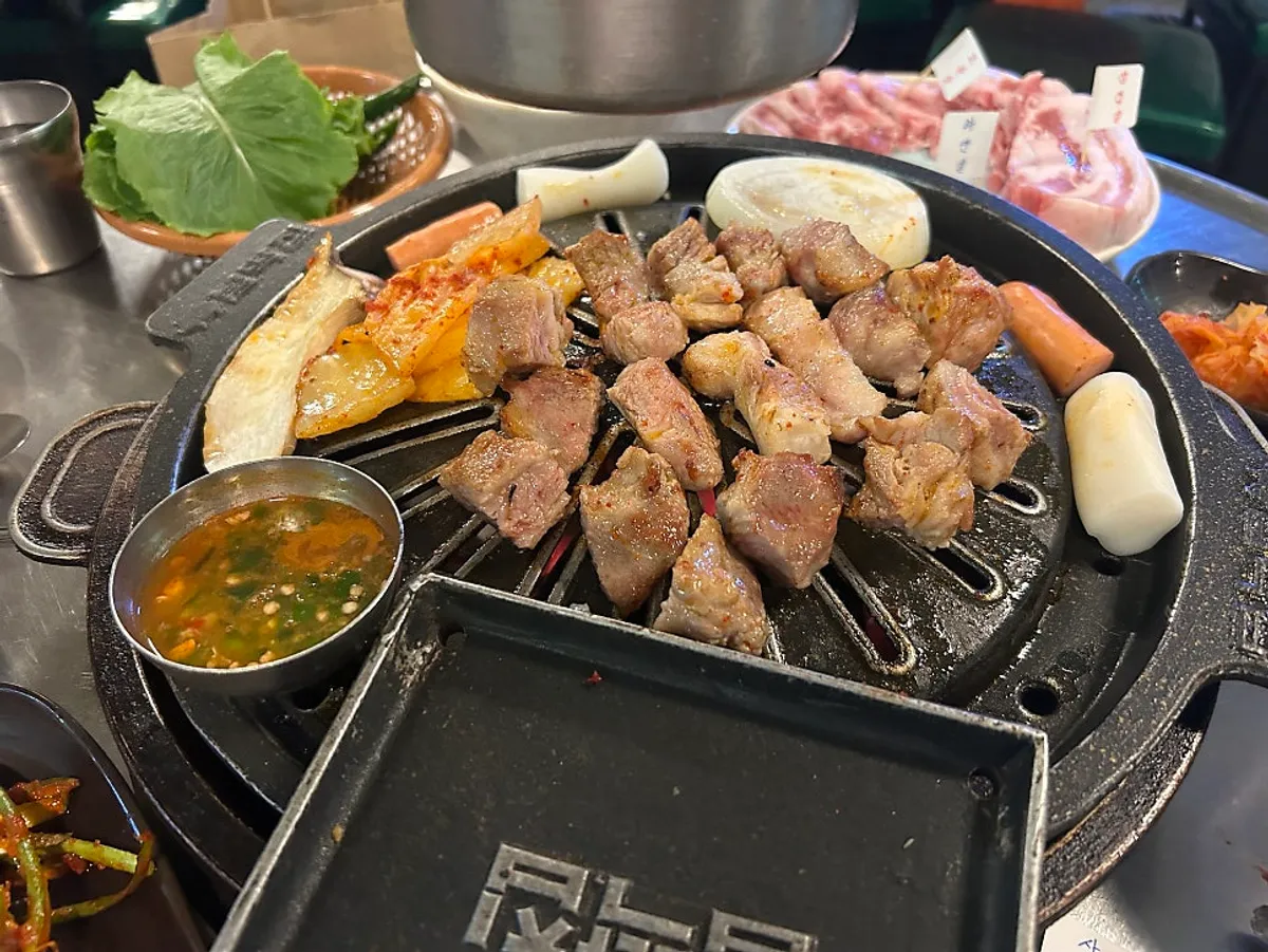 よく焼けたノプタッチプのモドゥムグイ
