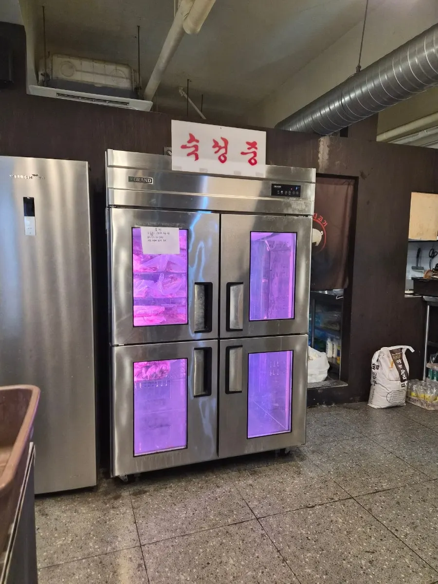 넙딱집 삼송점 돼지고기 부위 메뉴판
