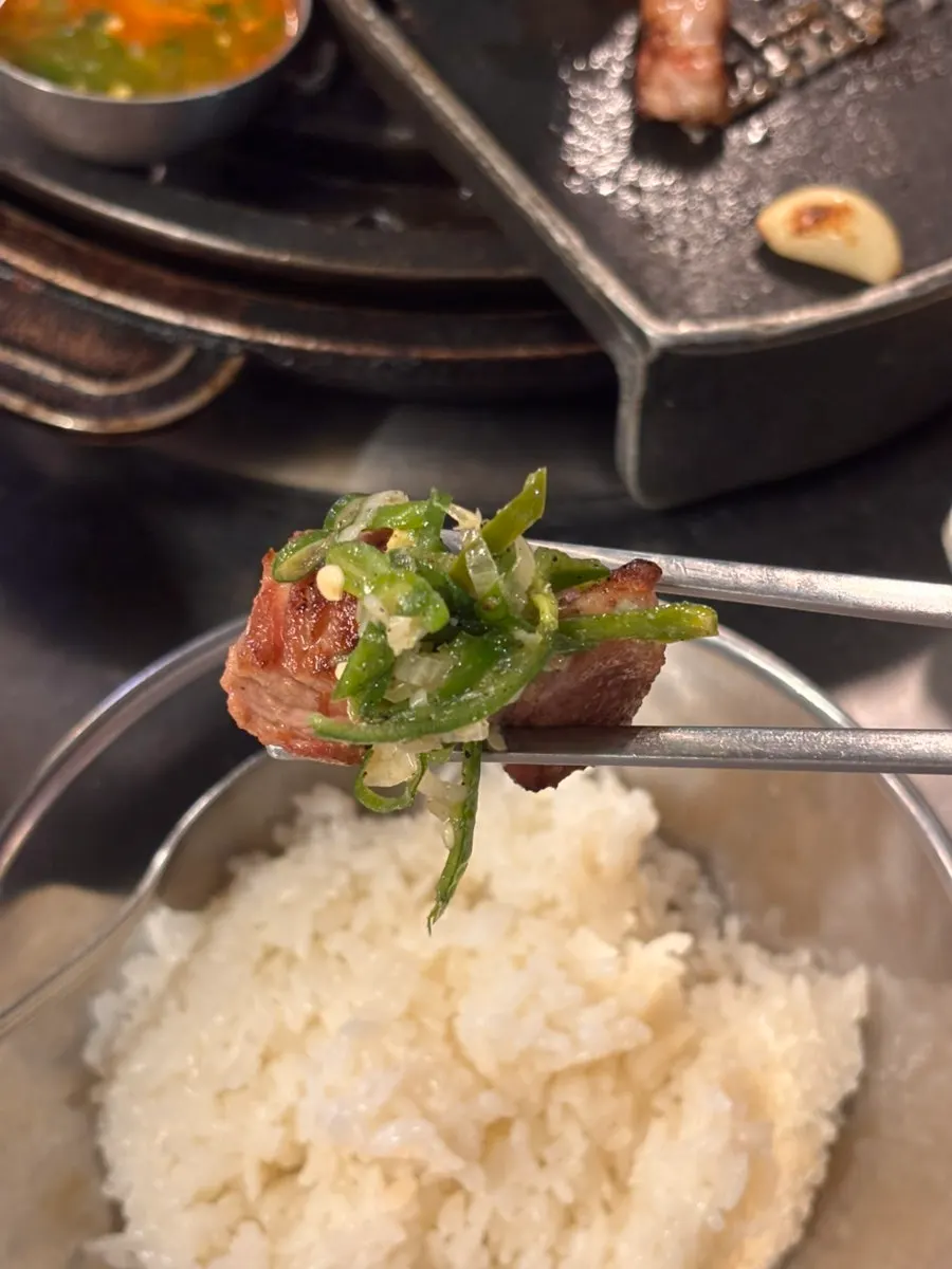 A bowl of Neopttakjip's country-style cheonggukjang