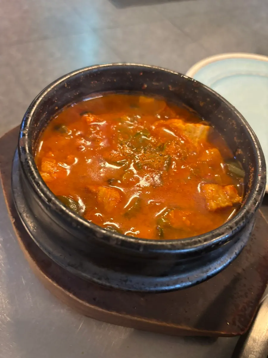 The reddish Neopttak Countryside Cheonggukjang stew