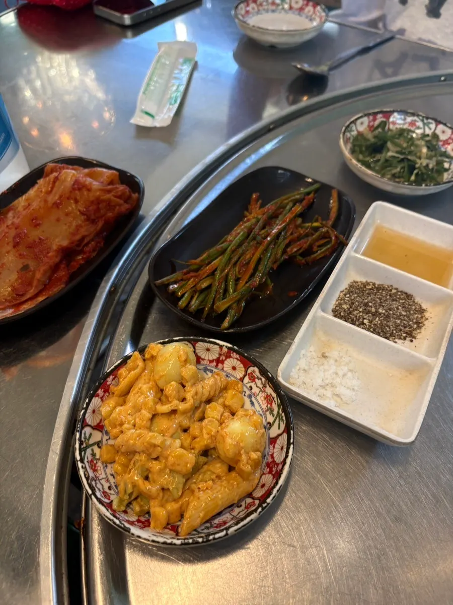 Signage explaining Neopttakjip's raw meat and aging process