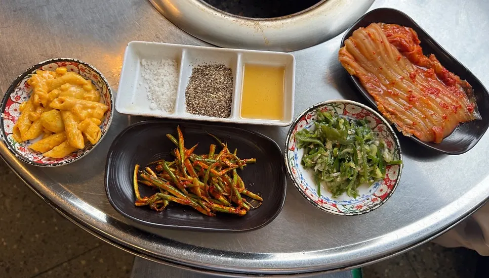 Full spread of basic side dishes at Neopttakjip Samsong Branch