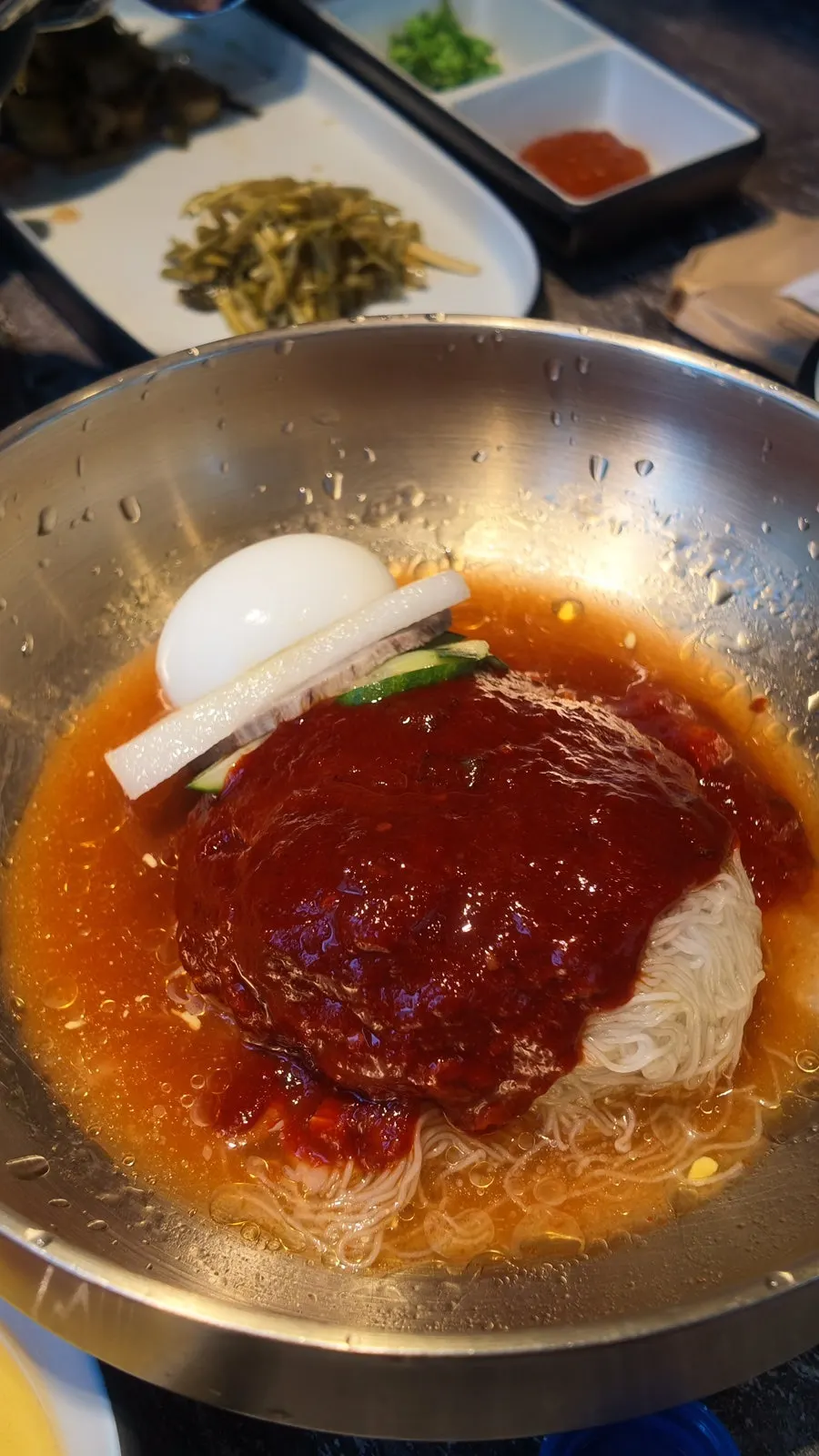 다 구워진 우대갈비 한 점