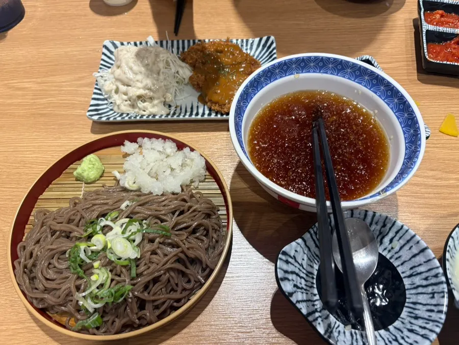 메밀소바 돈가스 세트
