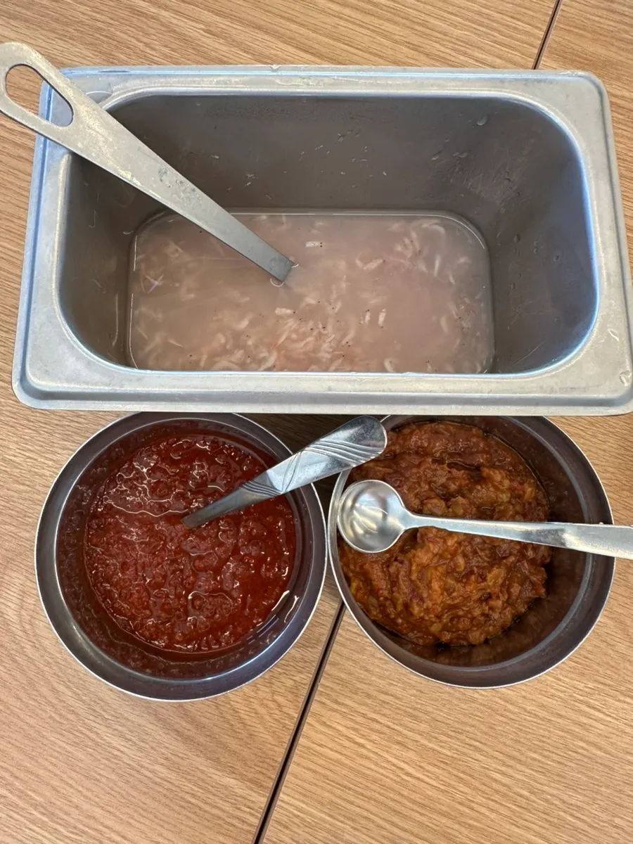 김치 양파 깍두기 반찬
