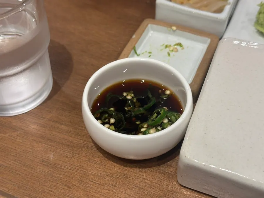 먹기 좋게 잘린 프렌치렉 조각