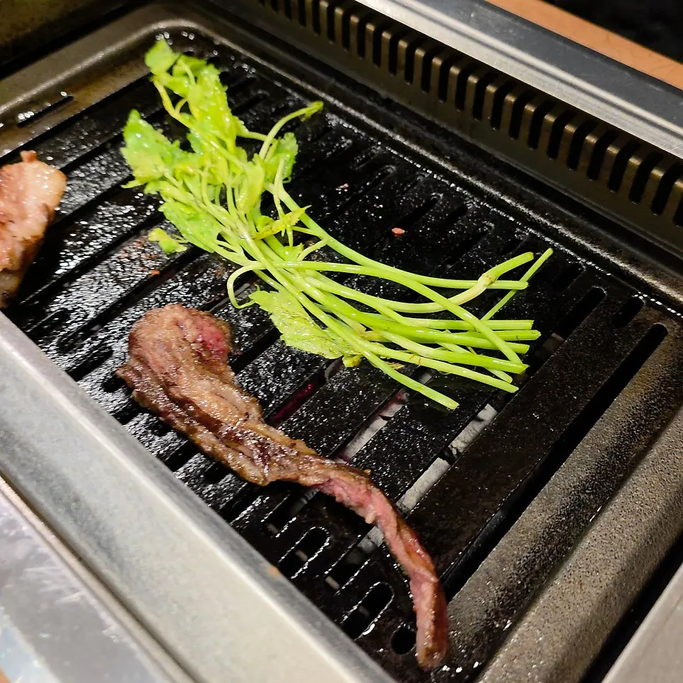 Group seating available at Nokji Bundang Jeongja Branch