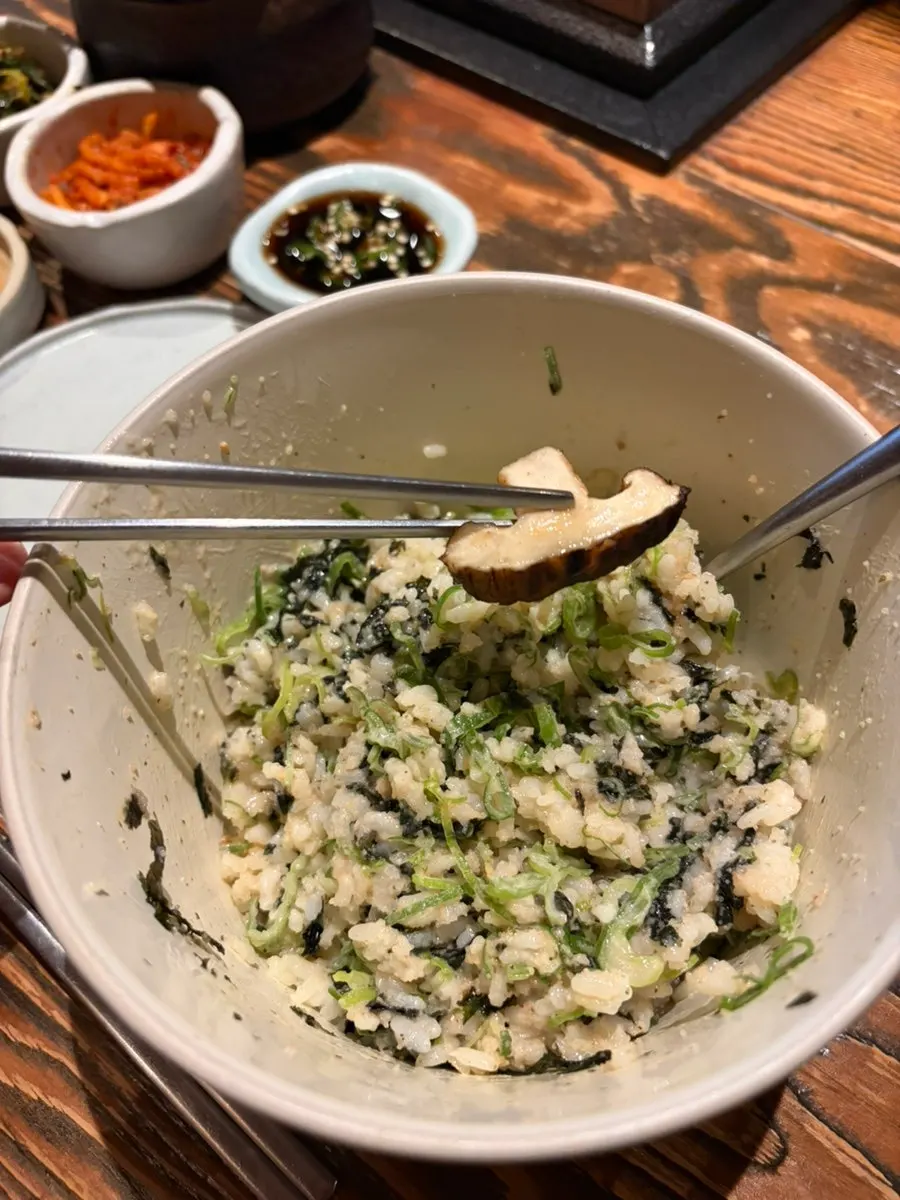 Mentaipa bap topped with three pieces of pollock roe