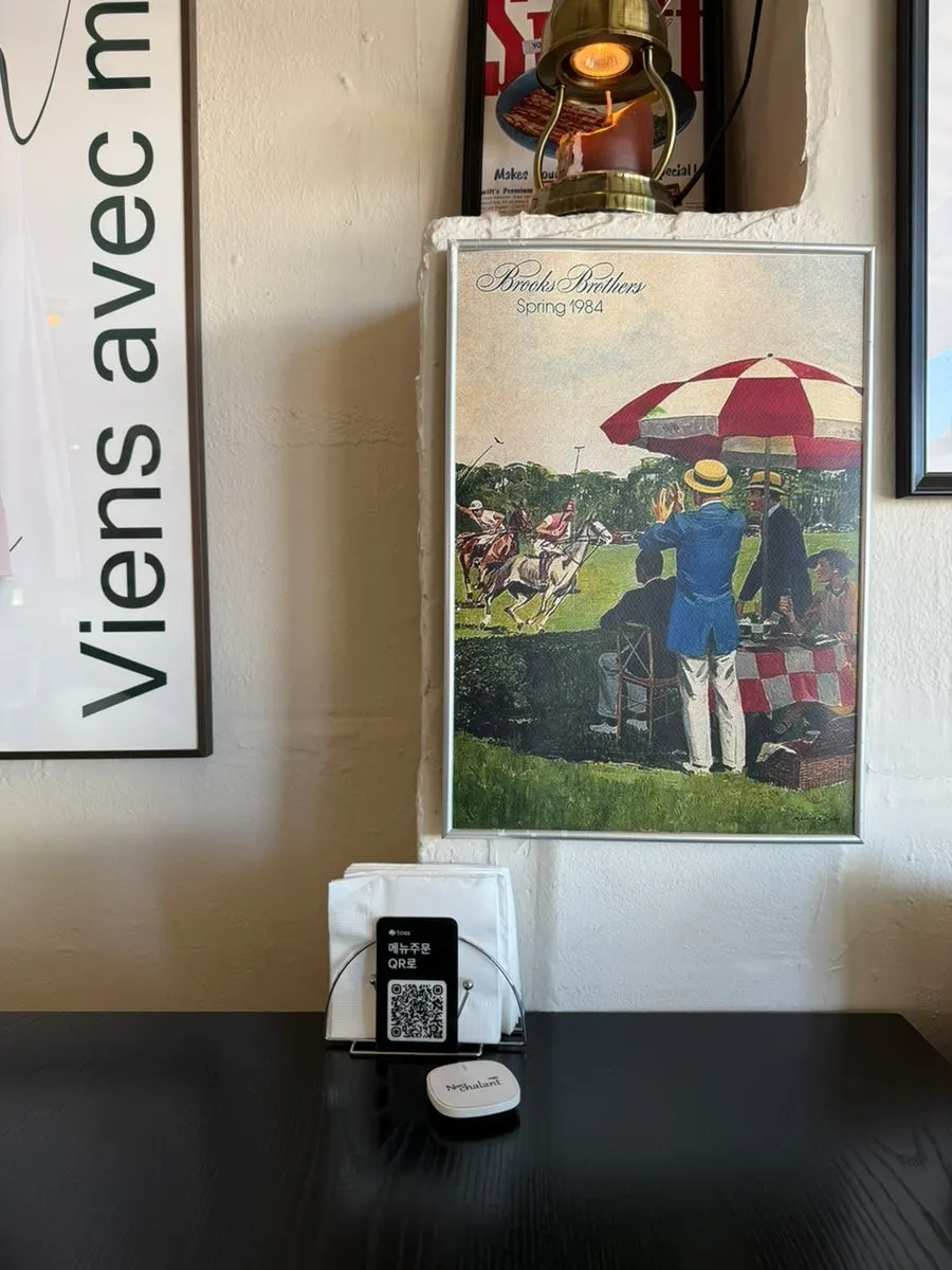 QR code for ordering placed on the table