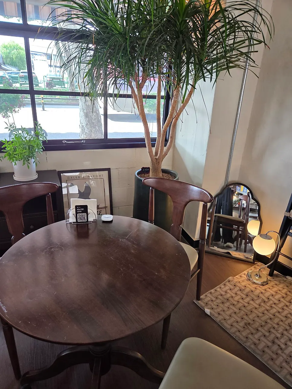 Tables at Nonchalant Lounge each with a different atmosphere