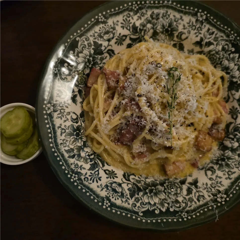 Carbonara noodles thickly coated in sauce