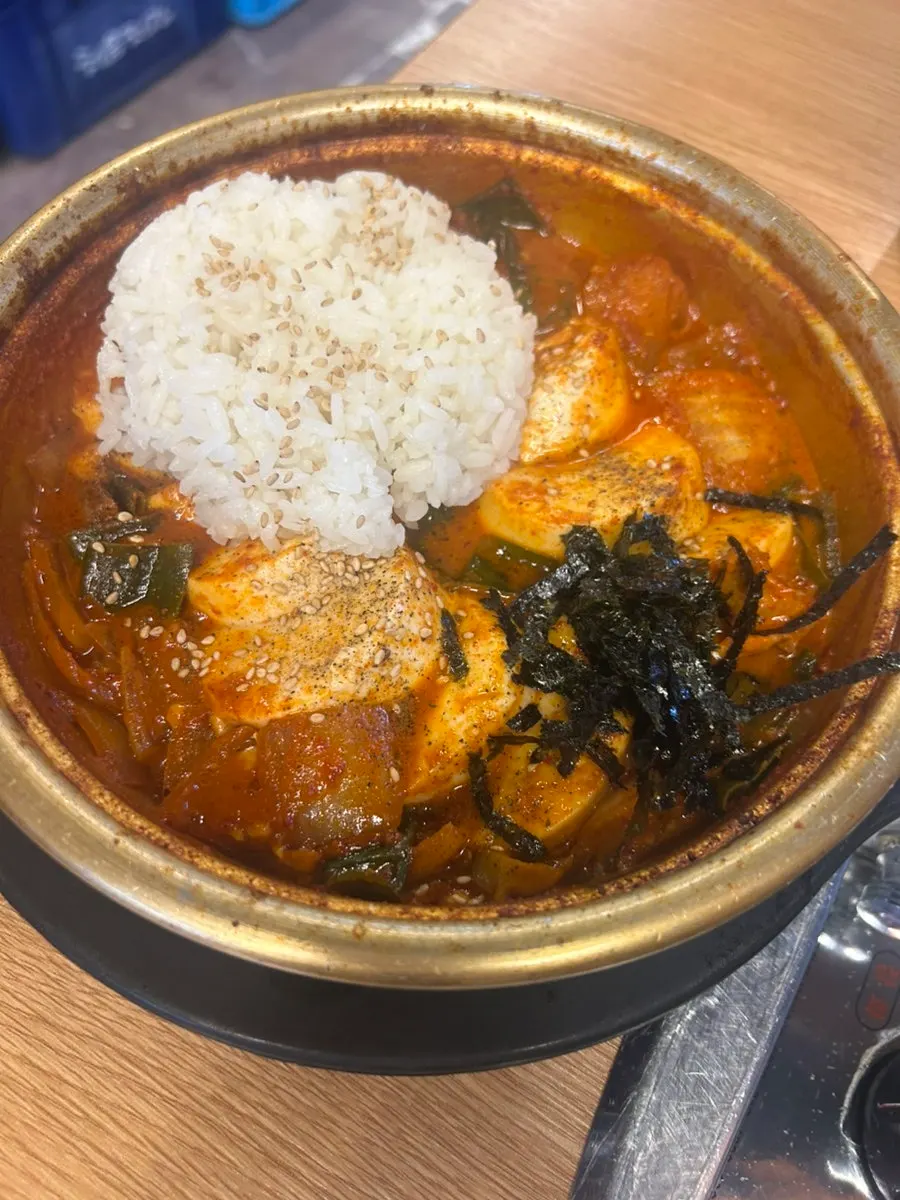 Menu iringan Hanwoo daepae chadolbagi